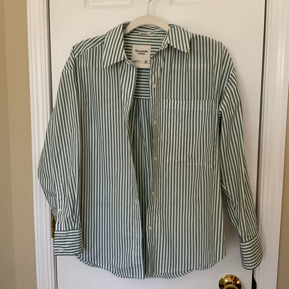 Abercrombie & Fitch Oversized Poplin Button-Up
